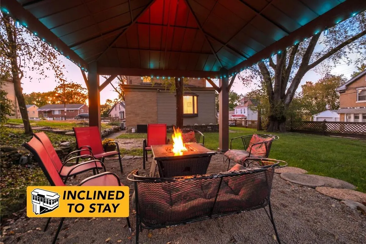 Distinguished Victorian With A Family-Focused Feel, Quiet Neighborhood Villa Pittsburgh Semesterbostad